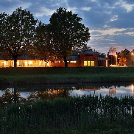 Hotel Traumhaus Im Elsterpark Herzberg  Esterno foto